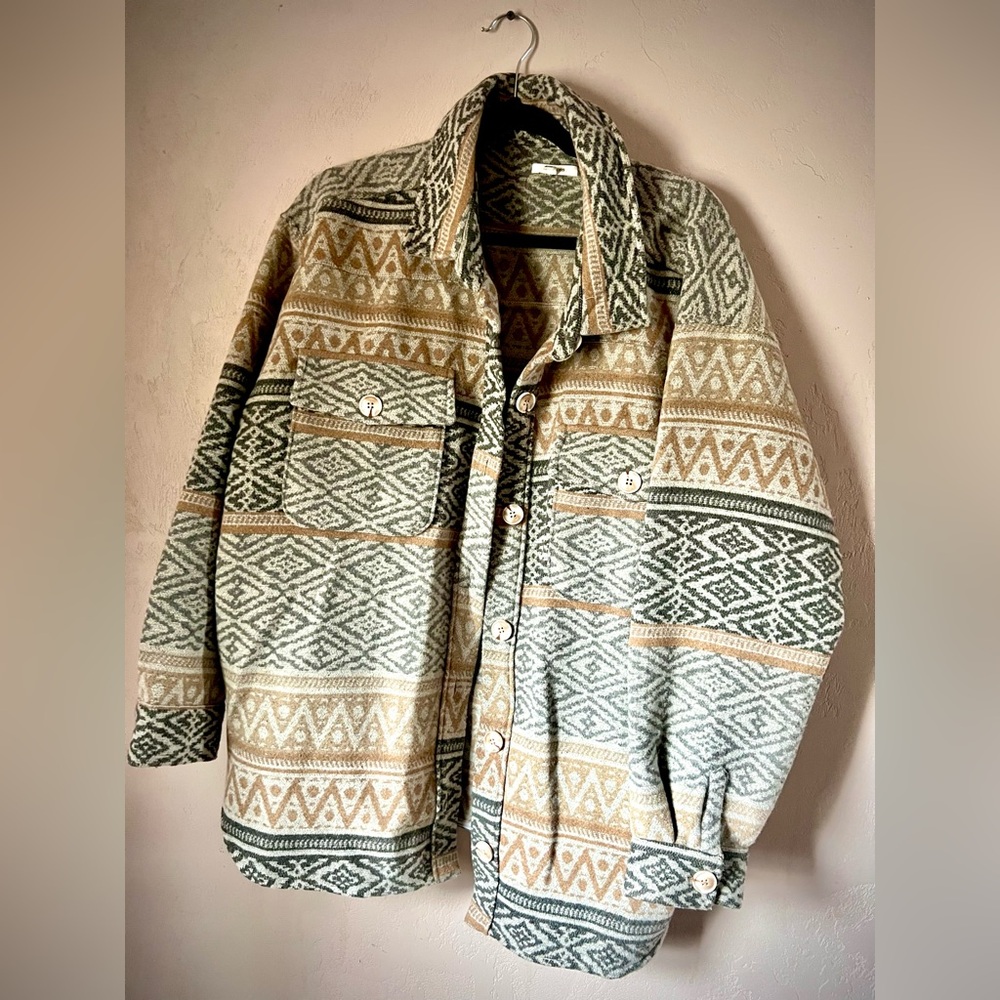 Maurices Gray and Tan Patterned Shirt Jacket Shacket